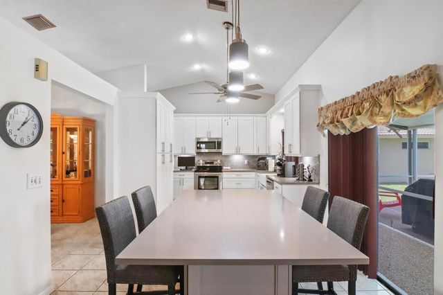 11929 NW 2ND Manor, Coral Springs, FL 33071