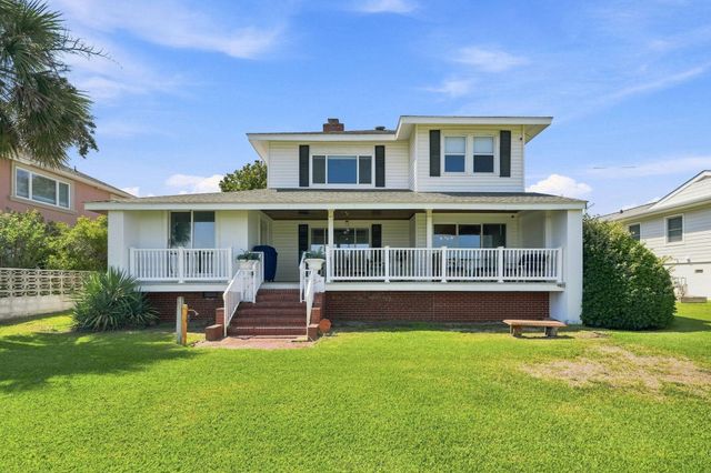 3704 N Ocean Blvd., Myrtle Beach, SC 29577