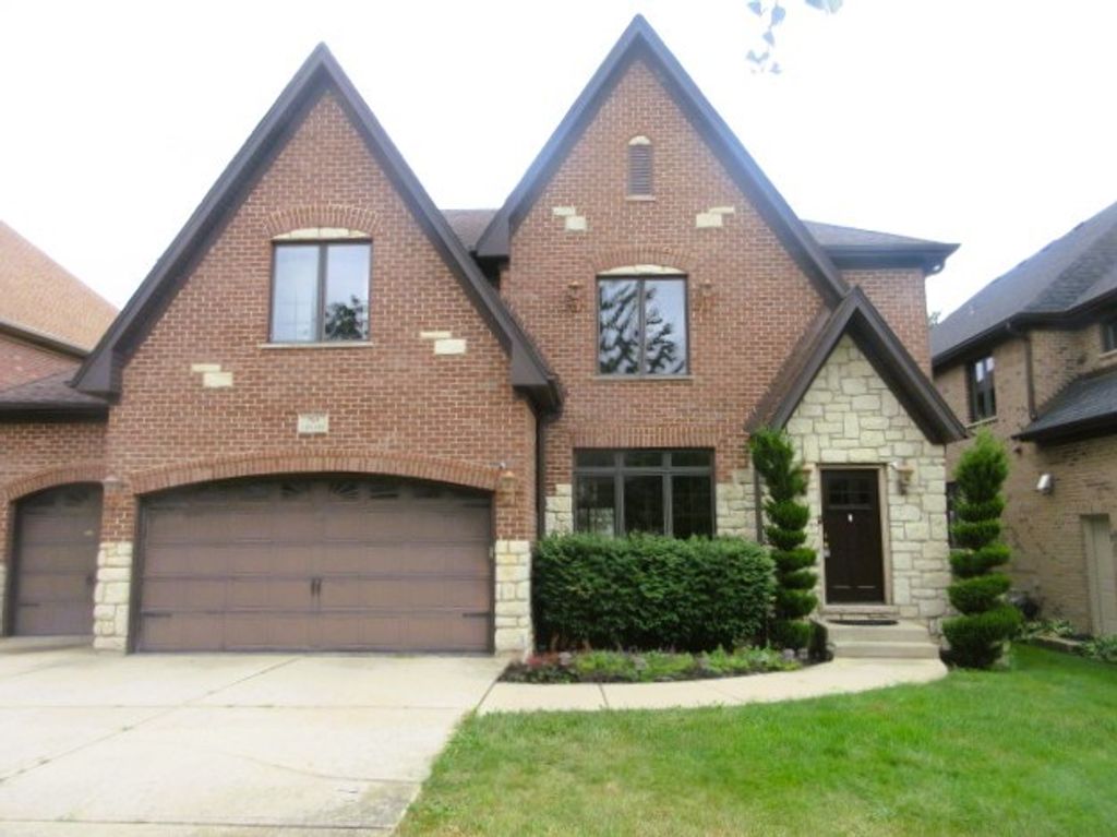 795 N KENILWORTH Avenue, Elmhurst, IL 60126 — exterior