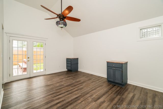 3132 S Owasso Avenue, Tulsa, OK 74105