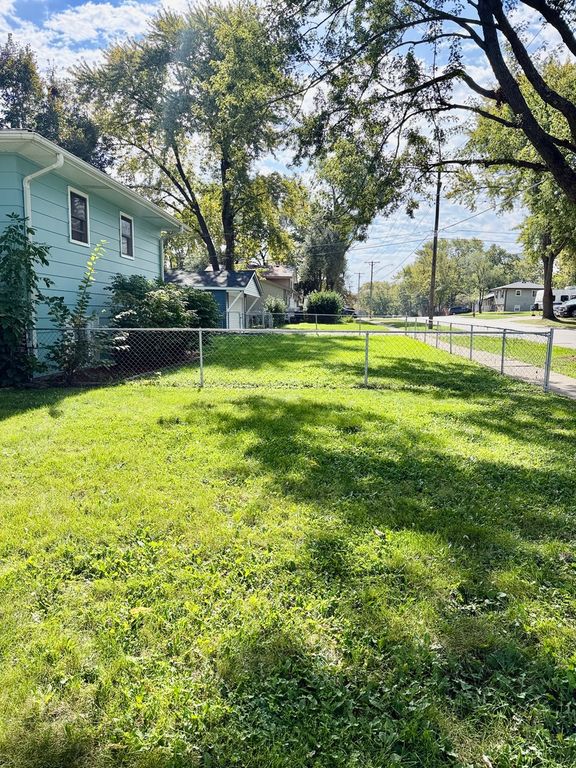 1777 Linden Avenue, Hanover Park, IL 60133 — photo 2