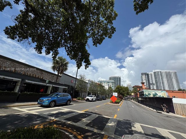 901 SE 2nd Ct 4, Fort Lauderdale, FL 33301