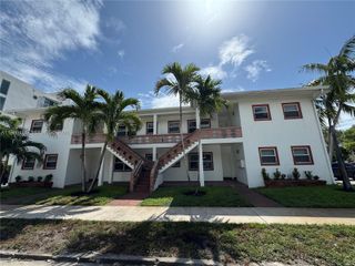 901 SE 2nd Ct 4, Fort Lauderdale, FL 33301