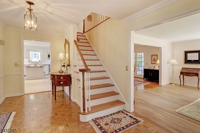 47 Lisa Dr, Chatham Twp., NJ 07928