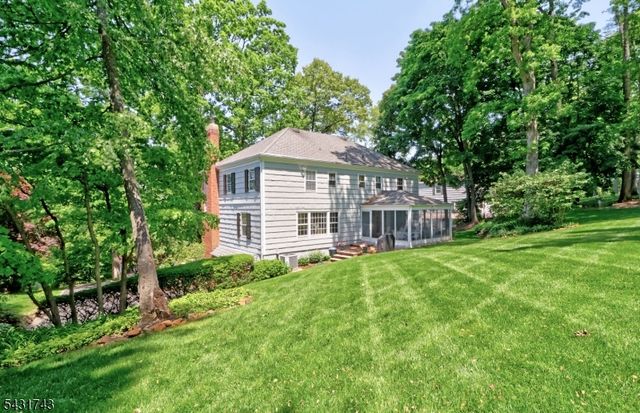 47 Lisa Dr, Chatham Twp., NJ 07928