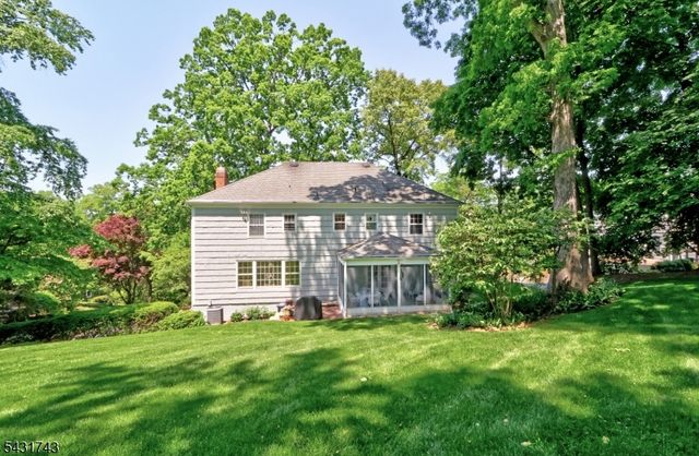 47 Lisa Dr, Chatham Twp., NJ 07928