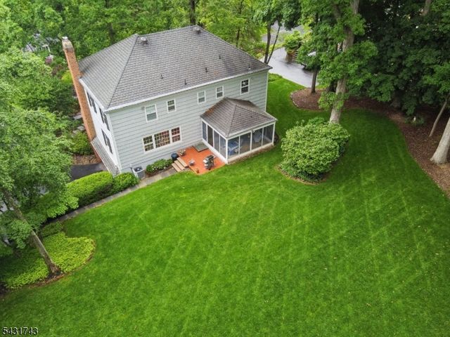47 Lisa Dr, Chatham Twp., NJ 07928