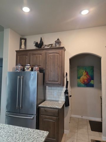 904 Royse Ridge Road, Ennis, TX 75119