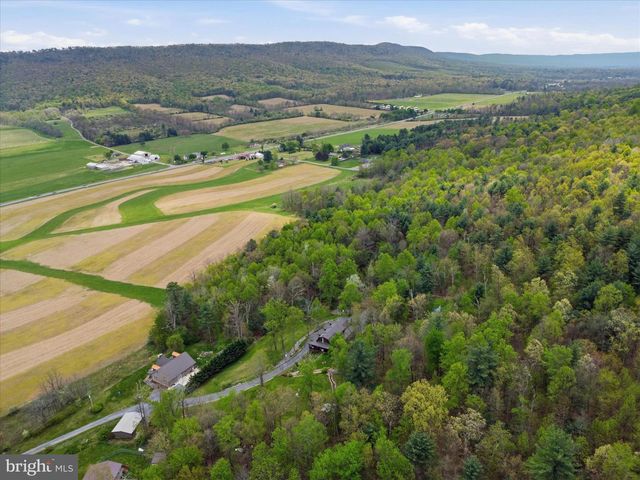 477 E BLACKBERRY LN, Mc Connellsburg, PA 17233