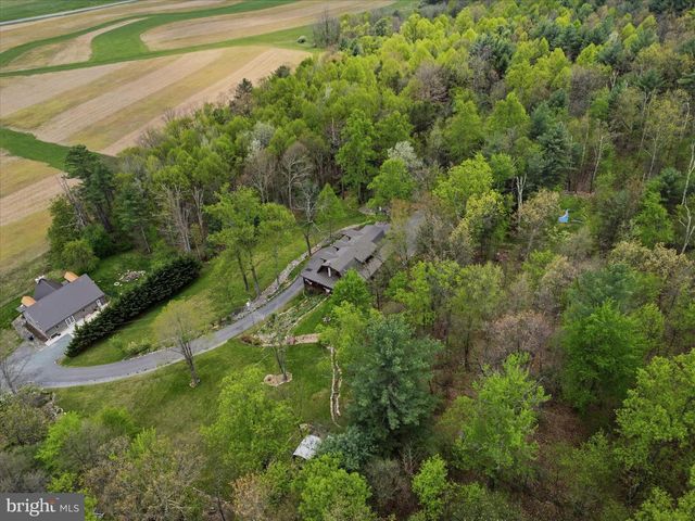 477 E BLACKBERRY LN, Mc Connellsburg, PA 17233