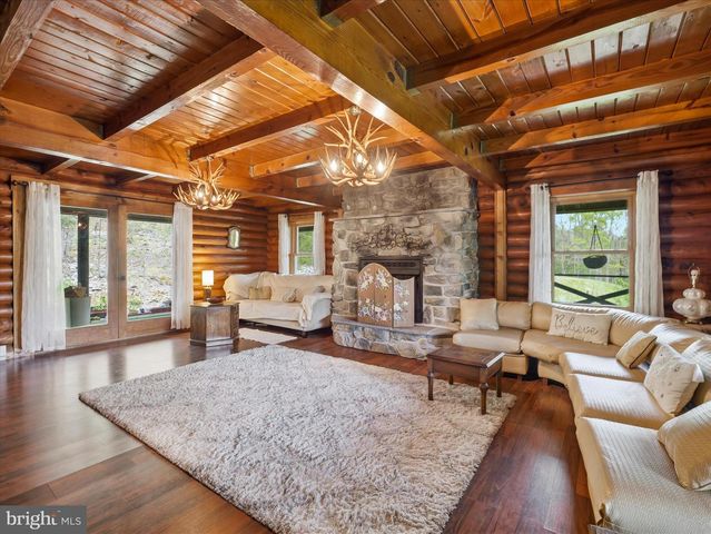 477 E BLACKBERRY LN, Mc Connellsburg, PA 17233