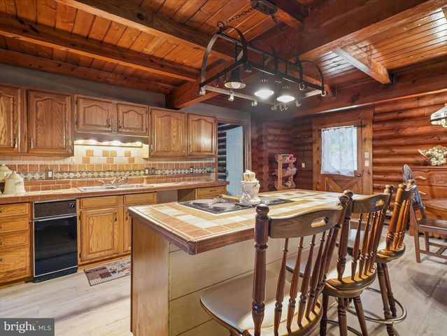 477 E BLACKBERRY LN, Mc Connellsburg, PA 17233