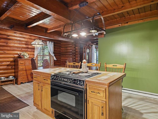 477 E BLACKBERRY LN, Mc Connellsburg, PA 17233