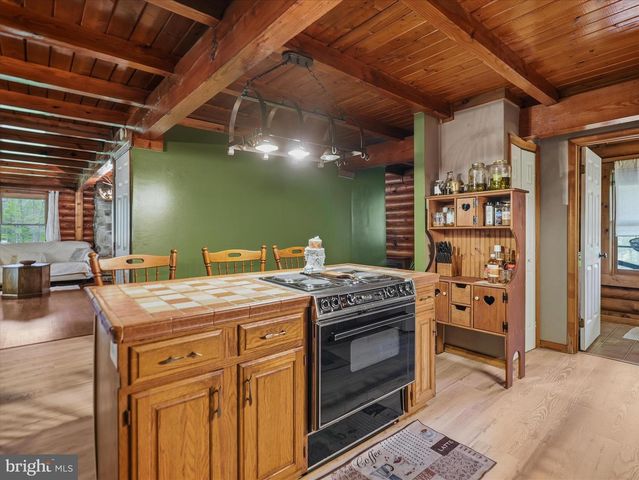 477 E BLACKBERRY LN, Mc Connellsburg, PA 17233