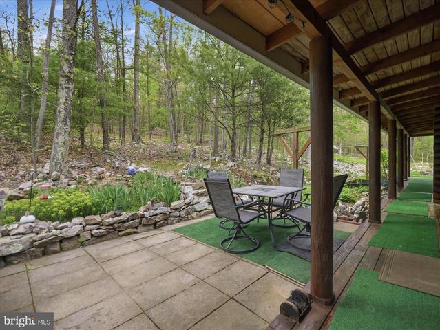 477 E BLACKBERRY LN, Mc Connellsburg, PA 17233