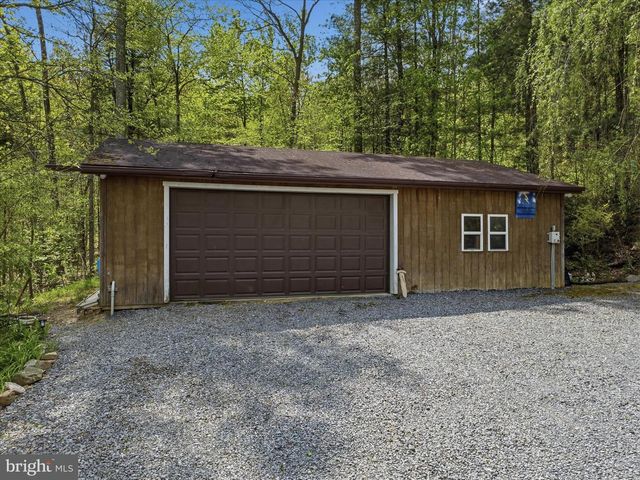 477 E BLACKBERRY LN, Mc Connellsburg, PA 17233