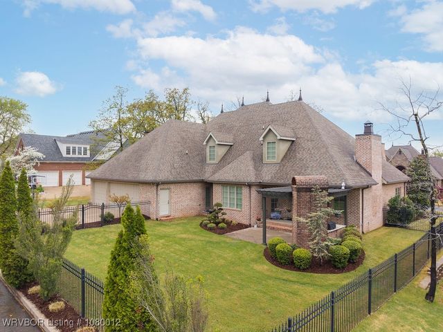 8200 Mile Tree Drive, Fort Smith, AR 72903