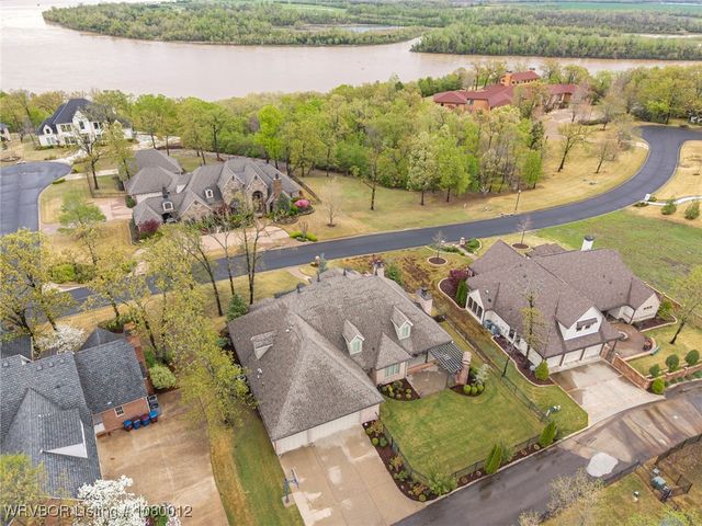 8200 Mile Tree Drive, Fort Smith, AR 72903