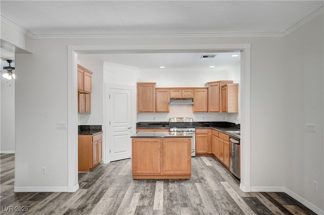 6620 Gray Juniper Avenue, Las Vegas, NV 89130