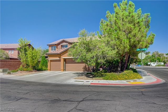 6620 Gray Juniper Avenue, Las Vegas, NV 89130