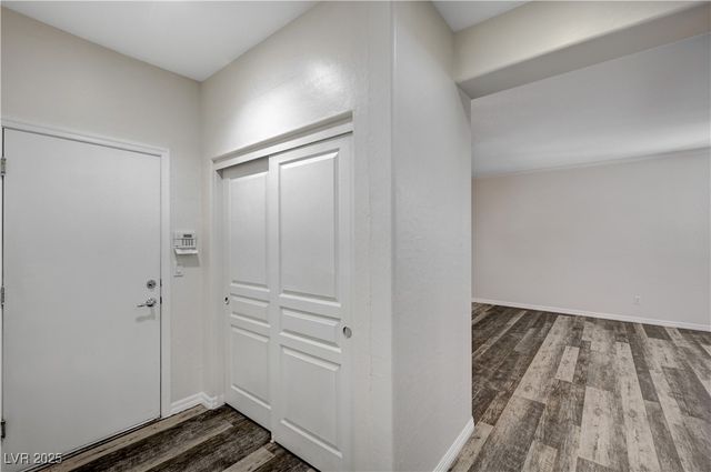 6620 Gray Juniper Avenue, Las Vegas, NV 89130