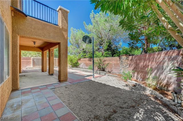 6620 Gray Juniper Avenue, Las Vegas, NV 89130