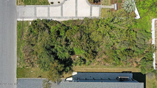 4316 E Dolphin Drive, Oak Island, NC 28465