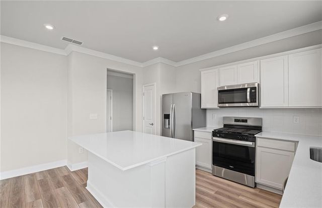 129 Kenney Way, Locust Grove, GA 30248