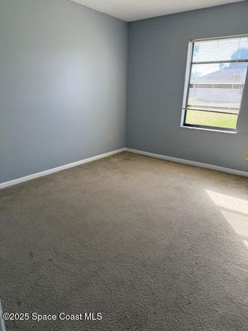 1806 Macklin Street NW, Palm Bay, FL 32907