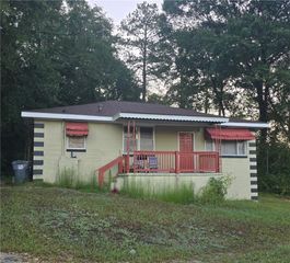 1604 Auburn Road, Phenix City, AL 36867