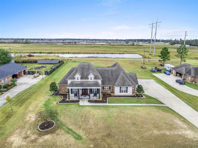 1628 Deerfield Drive, Lake Charles, LA 70611