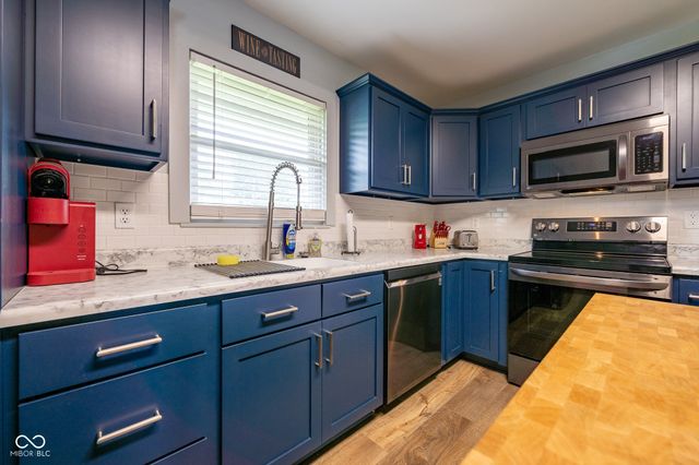 2468 W County Road 25 N, Greencastle, IN 46135