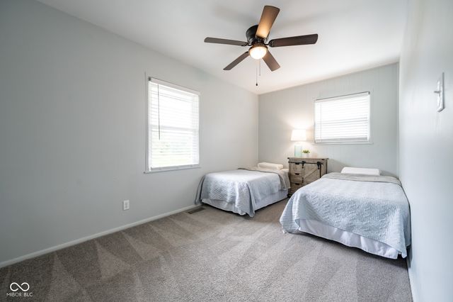 2468 W County Road 25 N, Greencastle, IN 46135