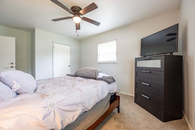 2468 W County Road 25 N, Greencastle, IN 46135