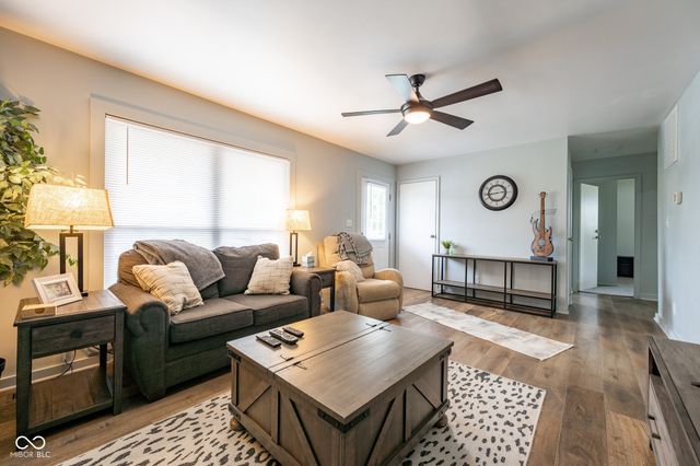 2468 W County Road 25 N, Greencastle, IN 46135