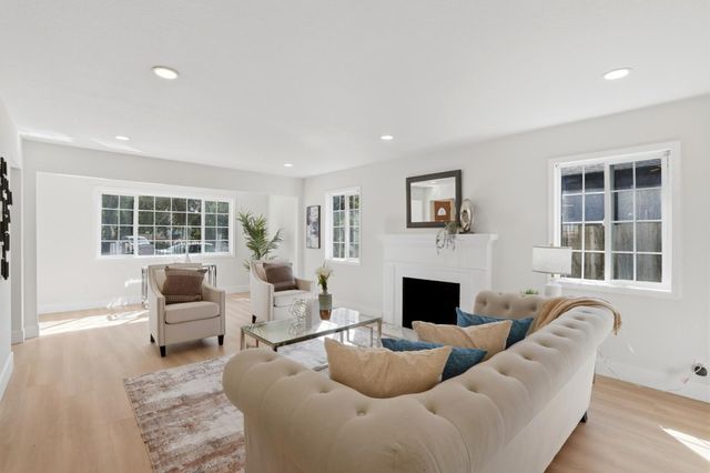 2271 Euclid Avenue, East Palo Alto, CA 94303