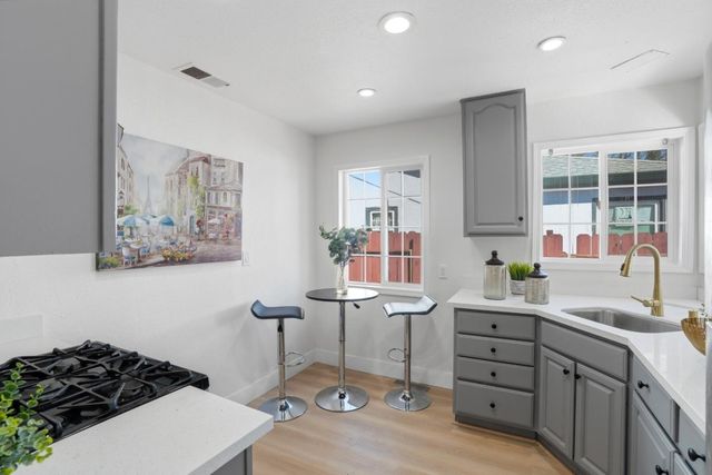 2271 Euclid Avenue, East Palo Alto, CA 94303