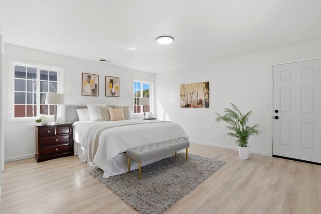 2271 Euclid Avenue, East Palo Alto, CA 94303