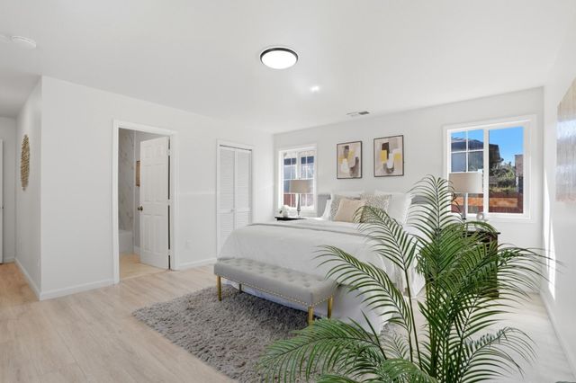 2271 Euclid Avenue, East Palo Alto, CA 94303