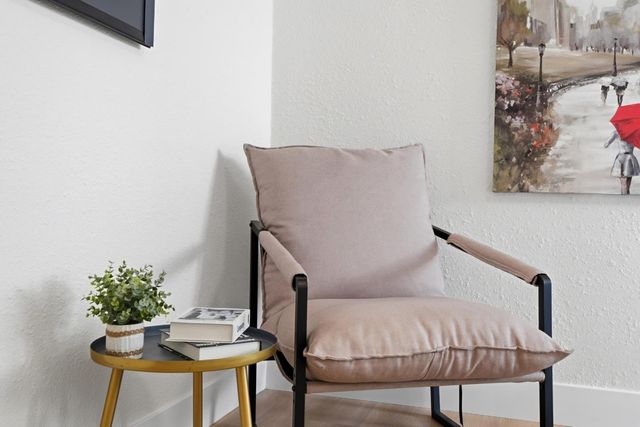 2271 Euclid Avenue, East Palo Alto, CA 94303