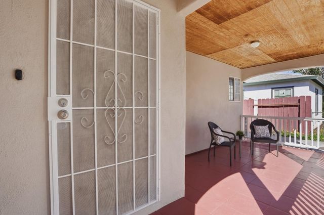 2271 Euclid Avenue, East Palo Alto, CA 94303