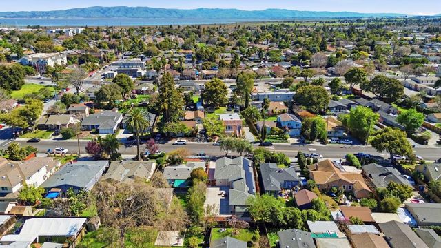 2271 Euclid Avenue, East Palo Alto, CA 94303