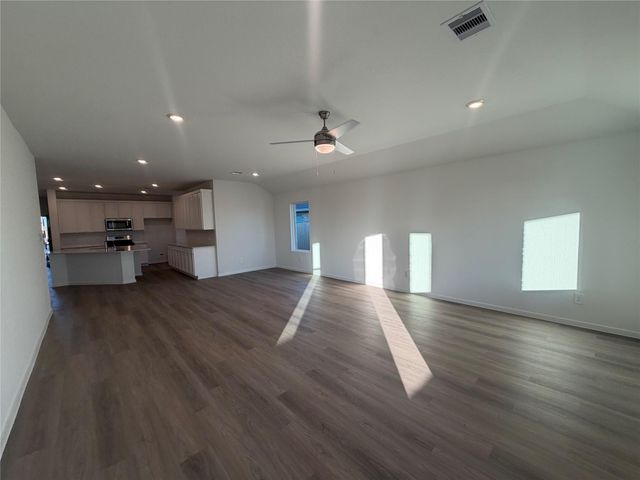 22019 Vernazza Bend Dr, Hockley, TX 77447