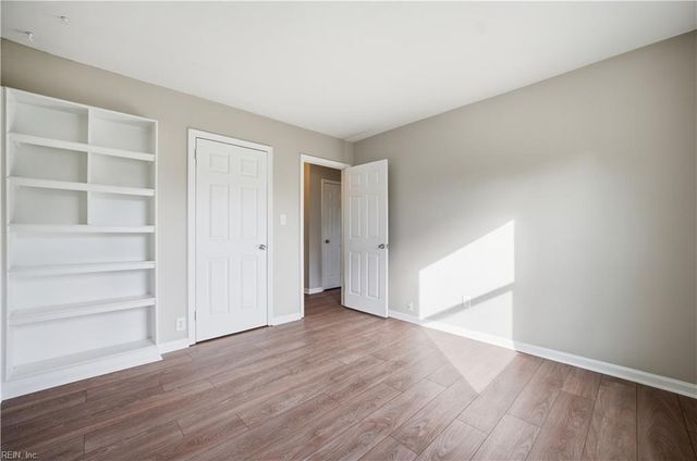 1253 Sir Kay DR, Chesapeake, VA 23323