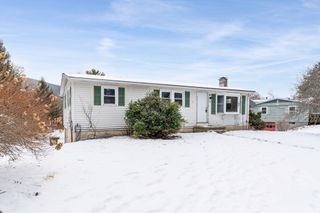 14 Laurel Dr, Ware, MA 01082