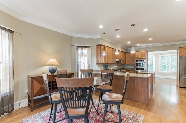 73 Lexington Ave 2, Somerville, MA 02114