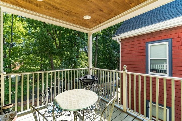 73 Lexington Ave 2, Somerville, MA 02114