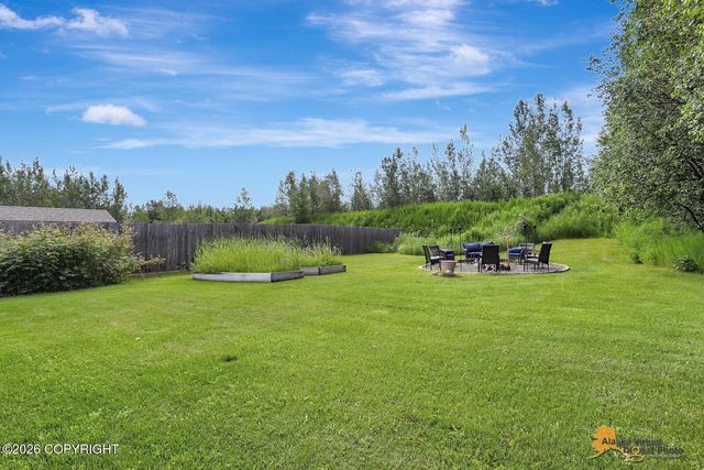 10650 E Ali Circle, Palmer, AK 99645