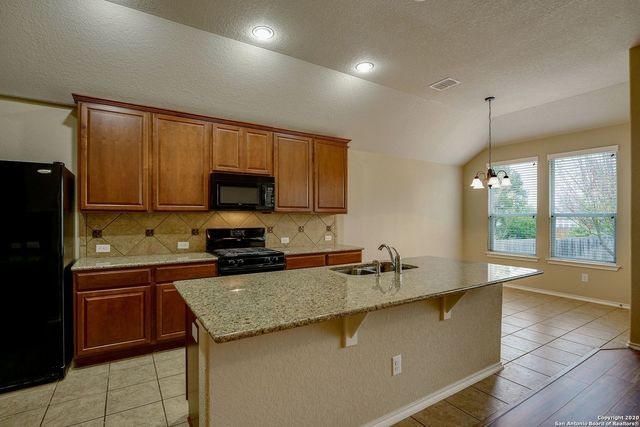 1031 WINDY POND, San Antonio, TX 78260