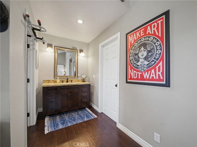 5738 Skyview Way B, Agoura Hills, CA 91301